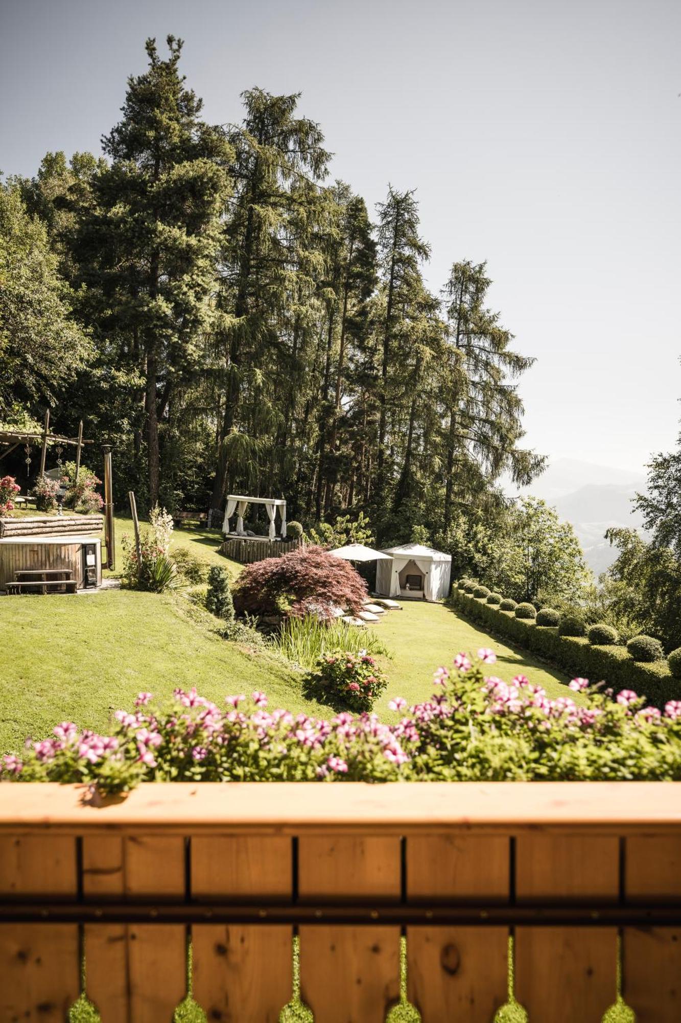 Boutique Pension Erlacher - Adults Only Вілландро Екстер'єр фото